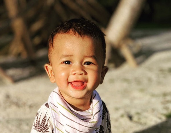 Beach Bum From Miles Stephens Cutest Baby Photos E News